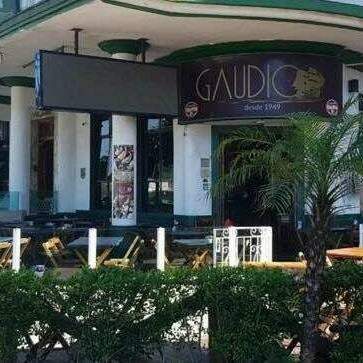 Restaurante em frente à Praia do Gonzaguinha, em São Vicente, foi furtado por bandidos