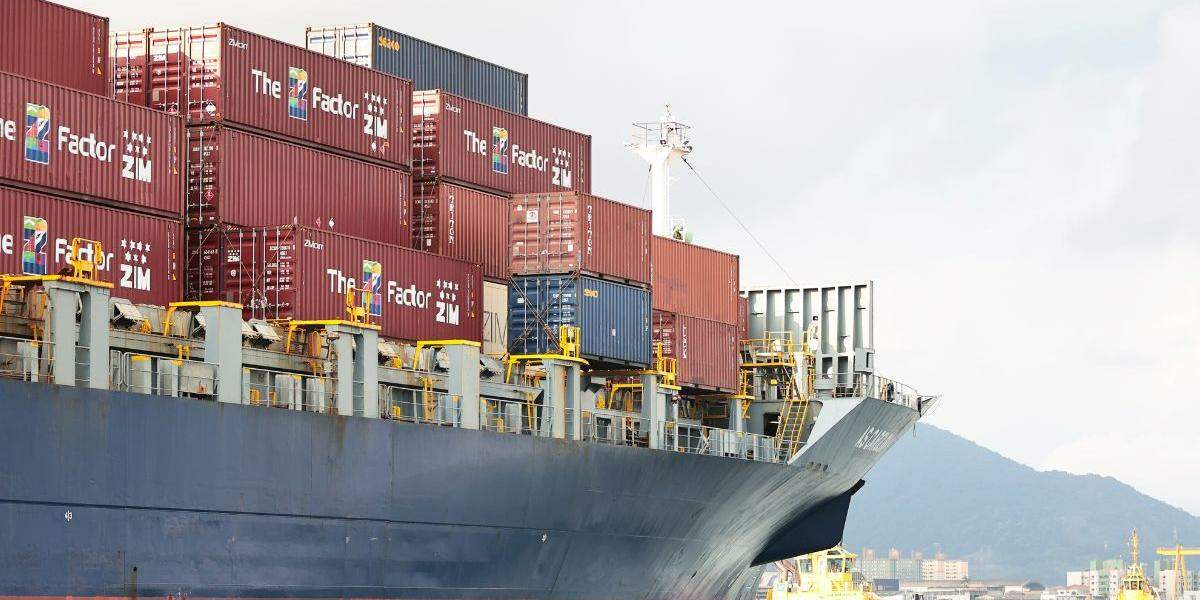 Port of Santos’ manager will sign an 18-month contract, taking responsibility for project development and removal of rocky material from the sea